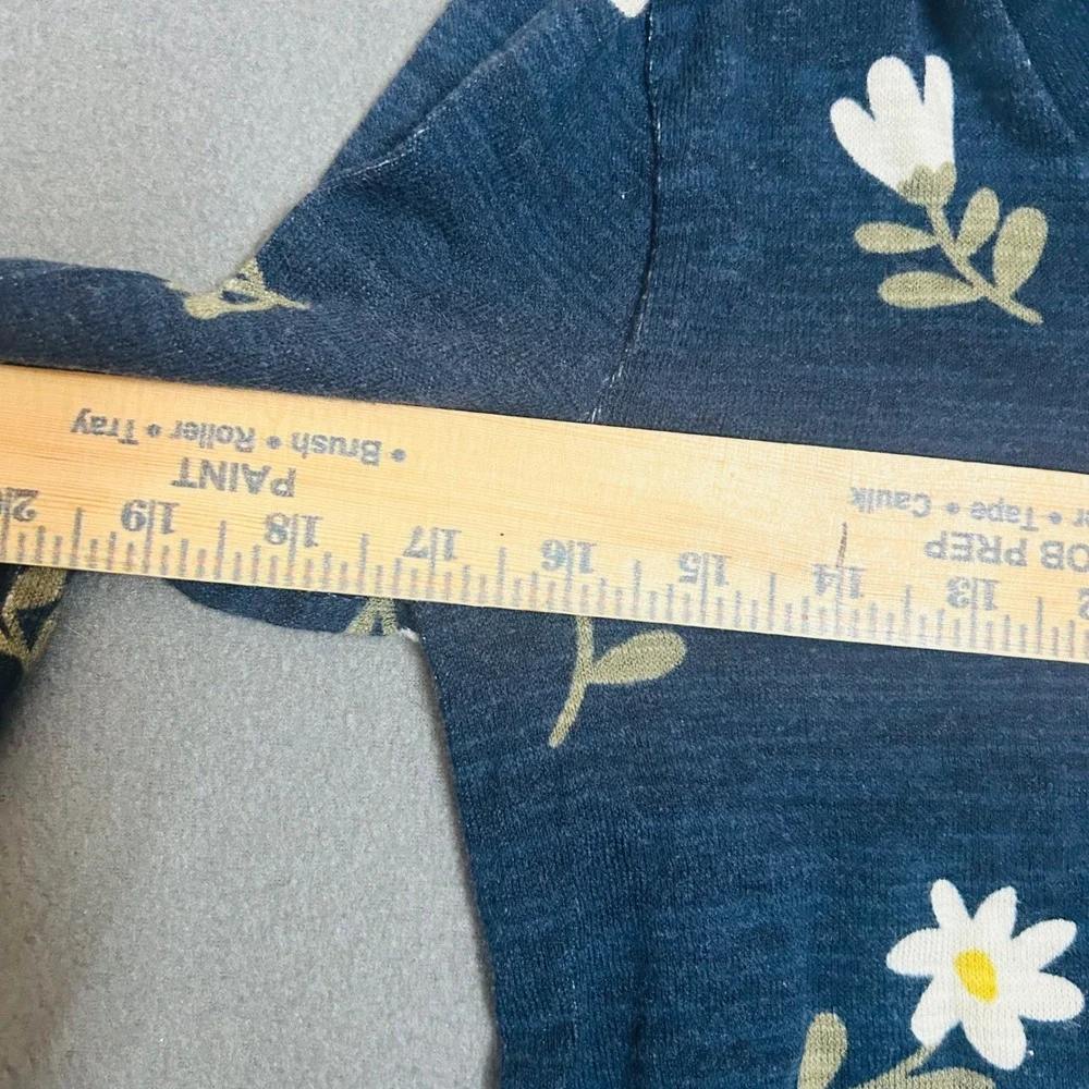 Old Navy Cardigan Girls Large 10-12 Blue Daisy Floral Lettuce Edge Button Front
